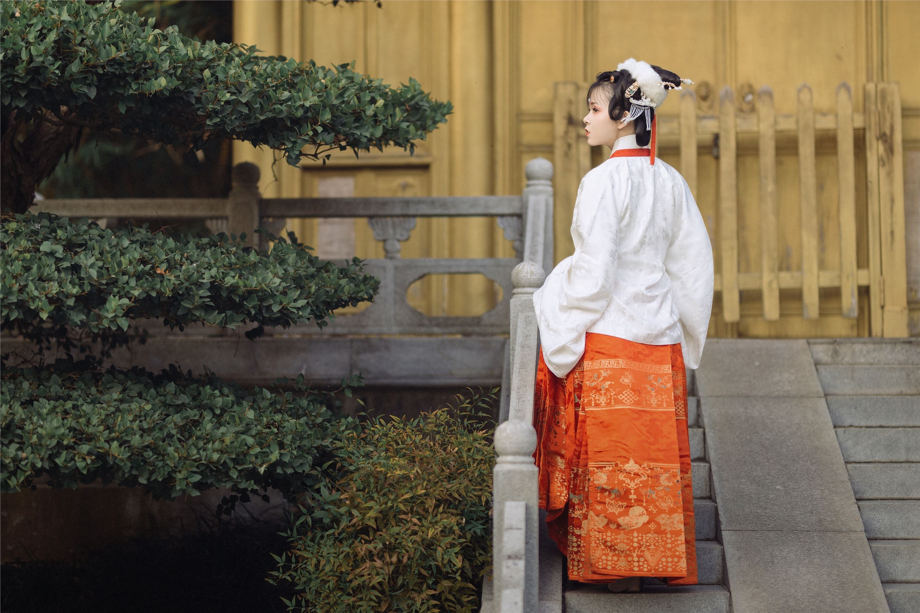 YITUYU艺图语 2021.09.04 茕兔 悠然